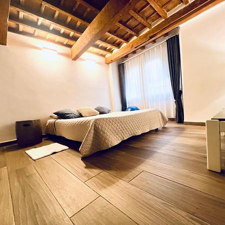 Palazzovilla Historic Building Luxury Suite Florence Extérieur photo