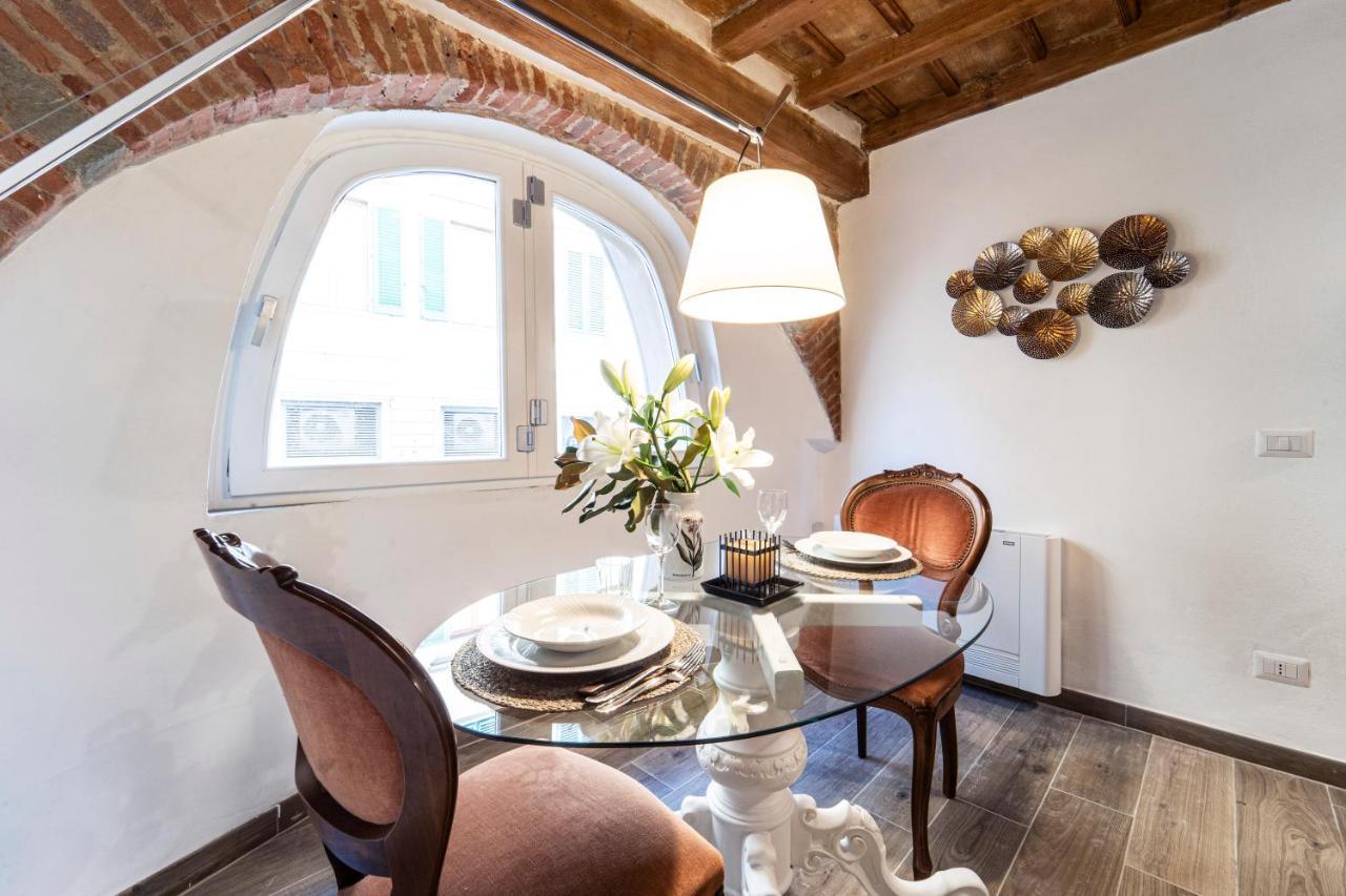 Palazzovilla Historic Building Luxury Suite Florence Extérieur photo