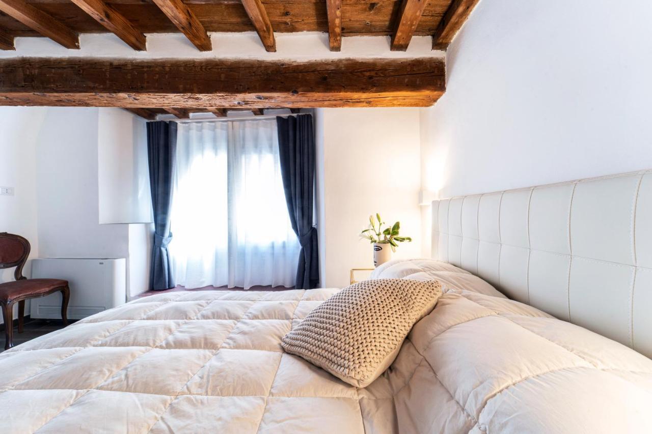 Palazzovilla Historic Building Luxury Suite Florence Extérieur photo