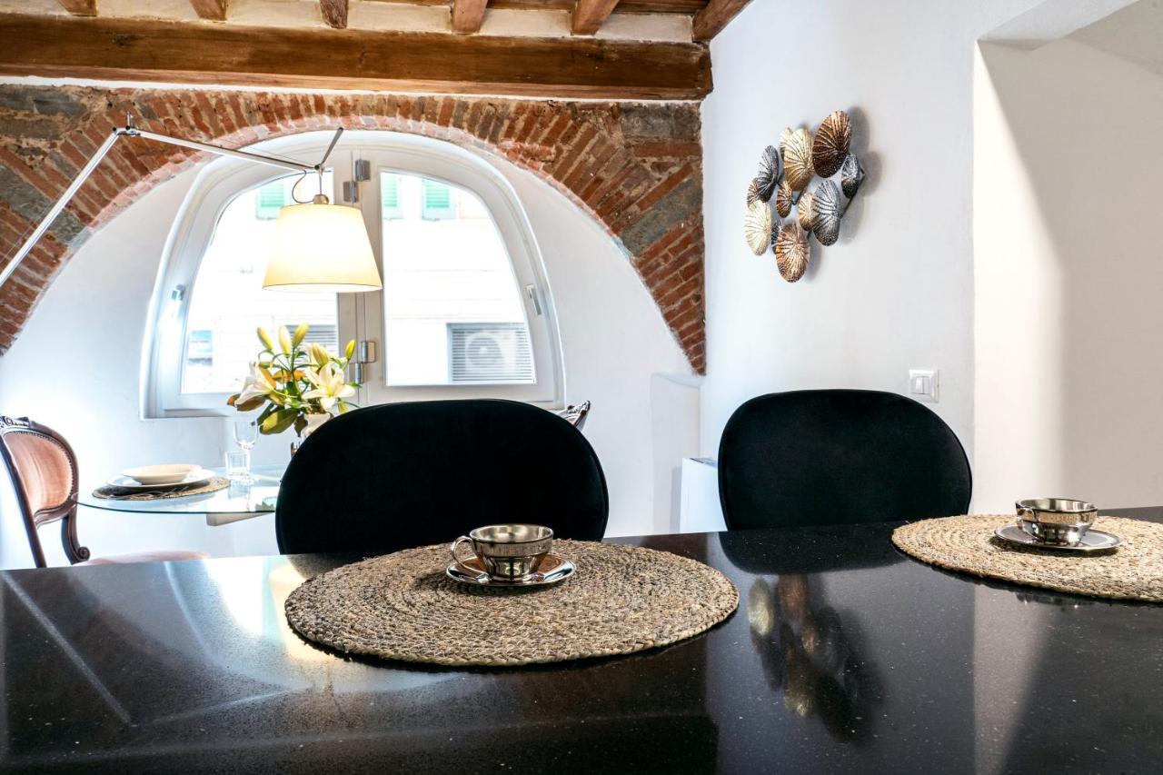 Palazzovilla Historic Building Luxury Suite Florence Extérieur photo