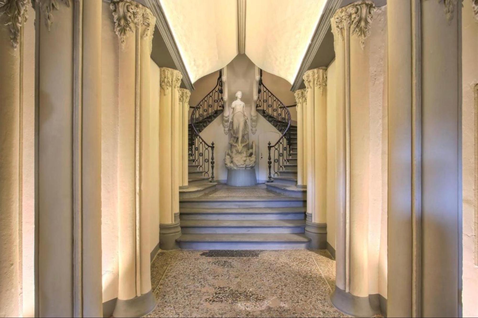Palazzovilla Historic Building Luxury Suite Florence Extérieur photo